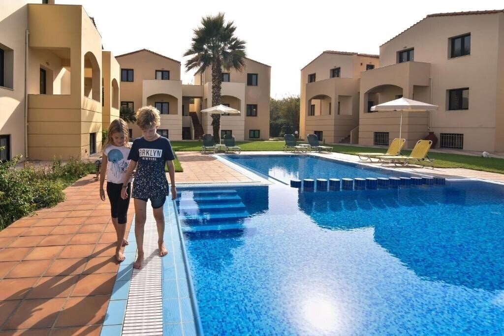 Готель GT Beach 3*