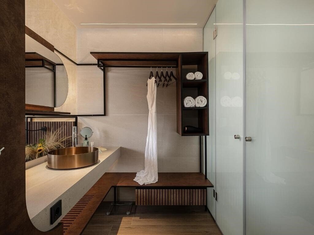 Вид Geraniotis Hotel & Resort 3*