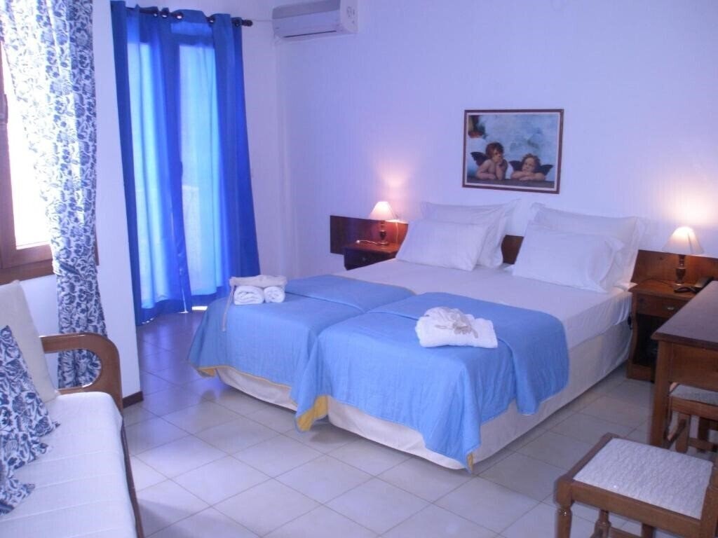 Апартаменти Captains House 4*