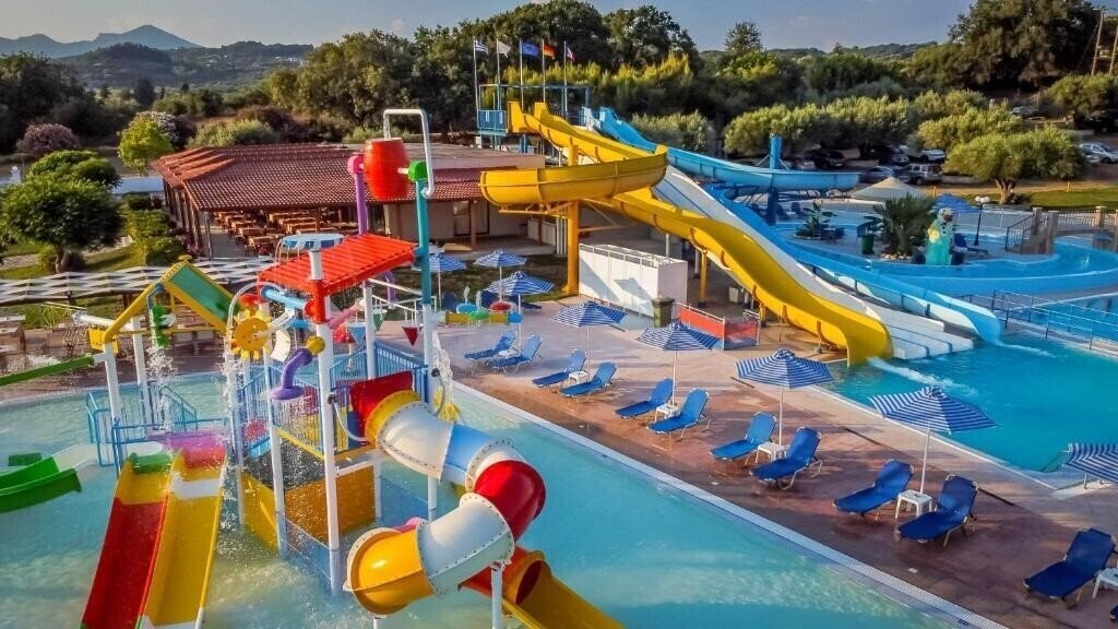 Апартаменти Kanali Hotel 3*