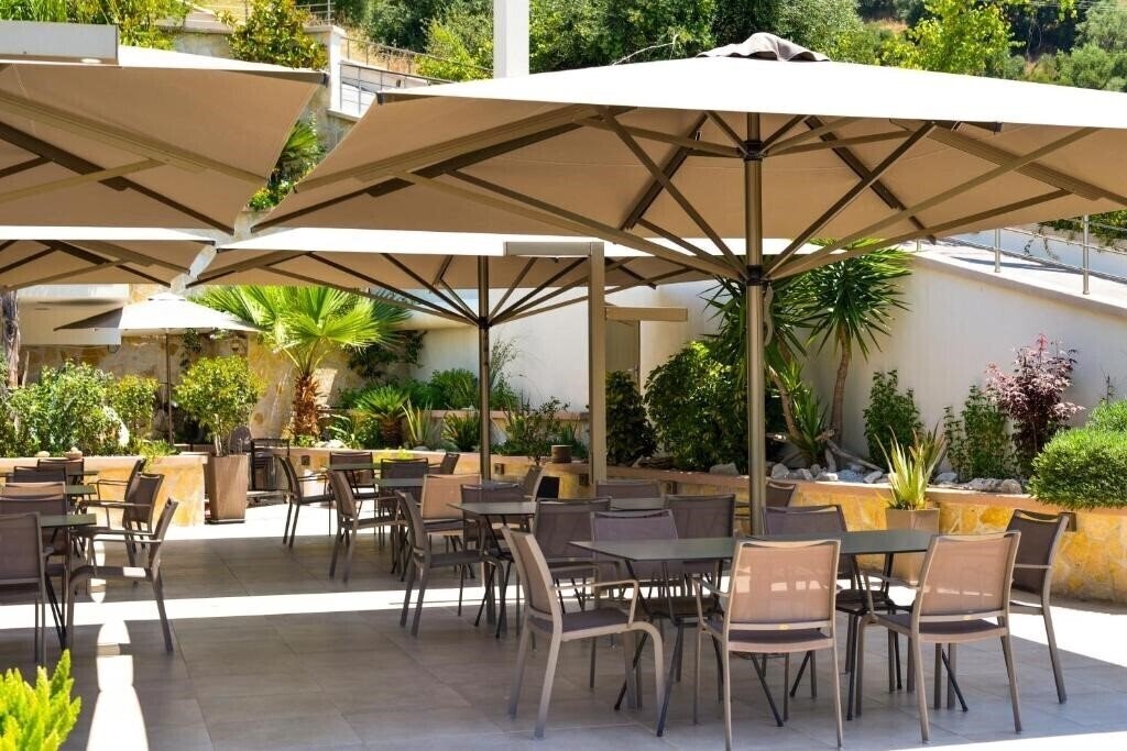 Панорама Prima Vista Boutique Hotel 4*