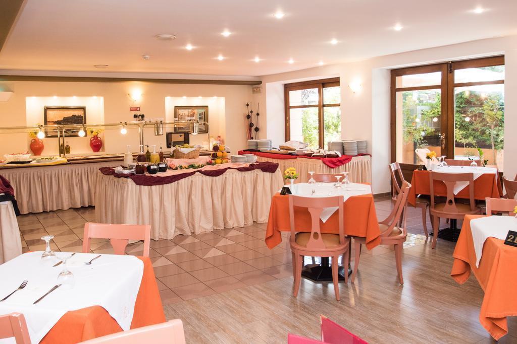 Апартаменти Brascos Hotel 3*