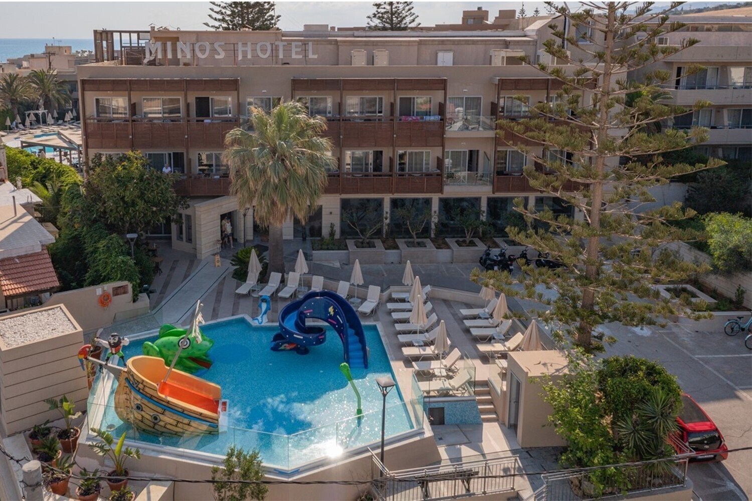 Отель Minos 4*