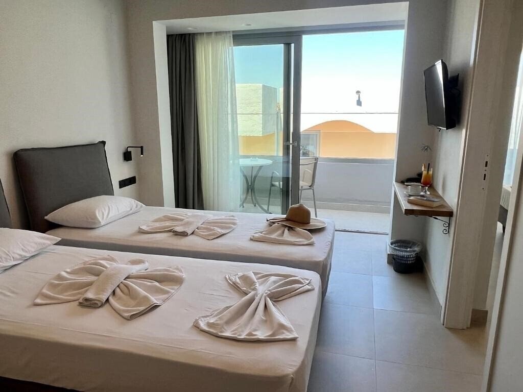 Территория Kathrin Beach 3*