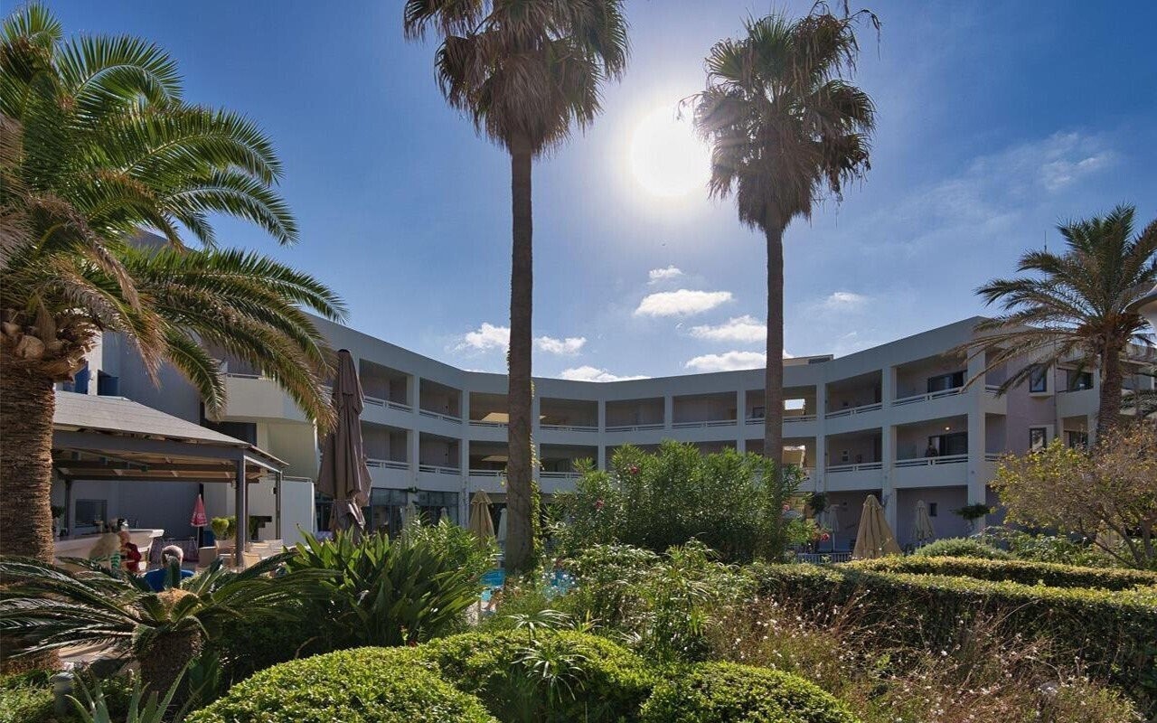 Вид Pearl Beach Rethymno 4*