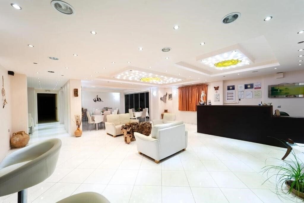 Изображение Golden Rose Suites 3*