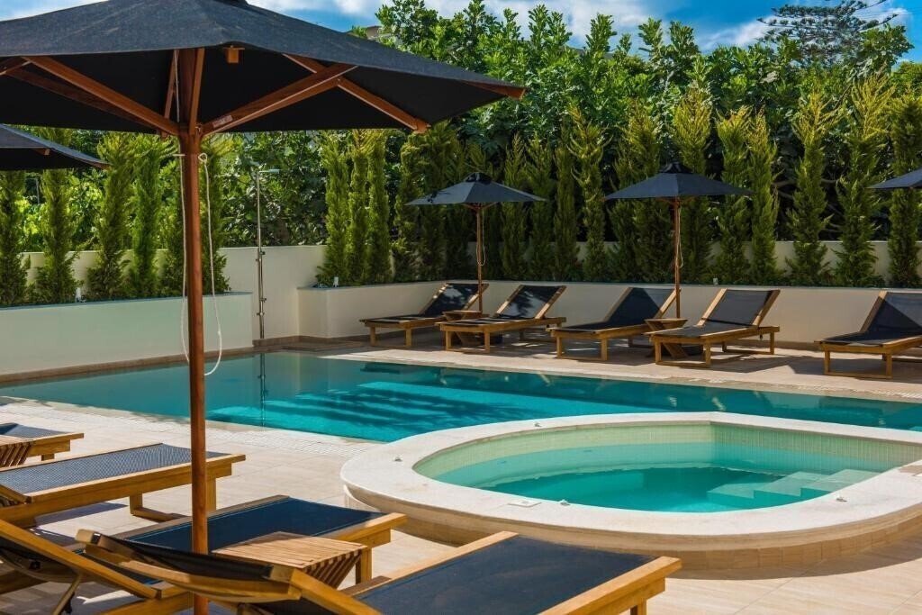 Панорама Omiros Boutique (Adults Only) 4*