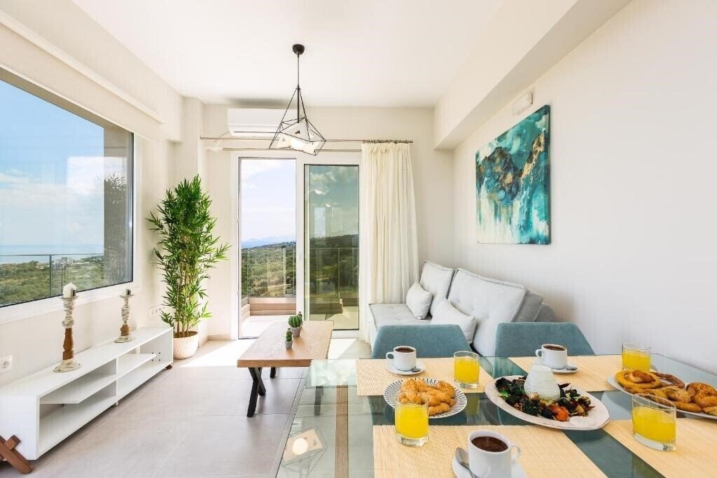 Панорама Vigla Suites 4*