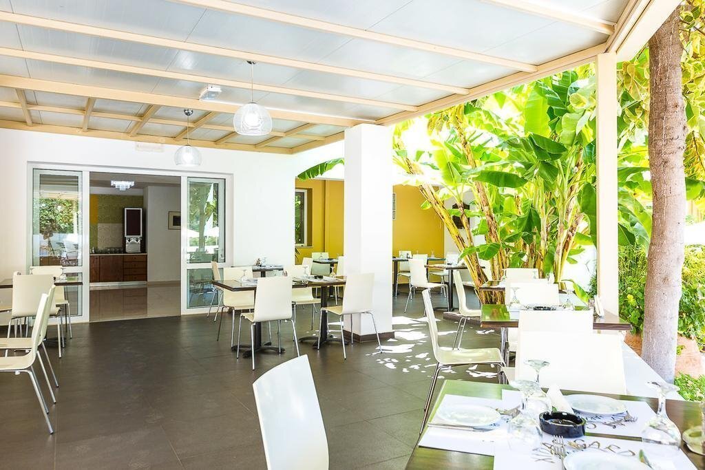 Апартаменти Xidas Garden Resort 3*