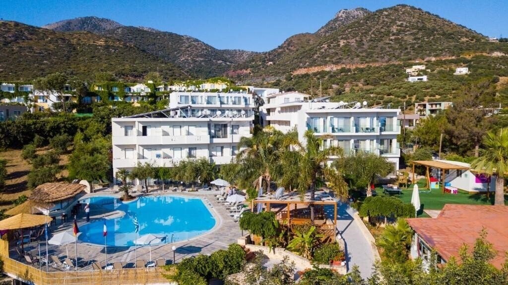 Отель Resol Hotel 4*