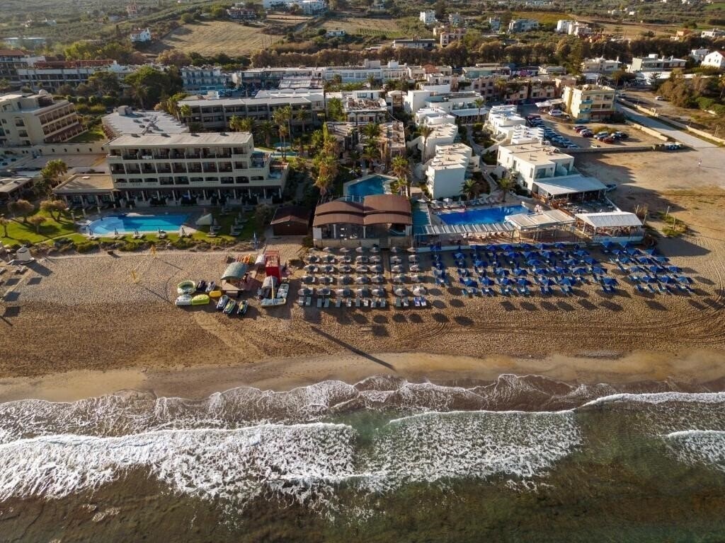 Территория Eva Bay 4*
