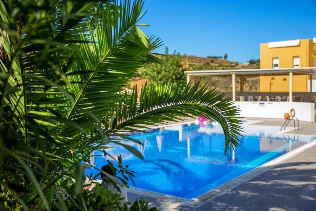 Отель Xidas Garden Resort 3*