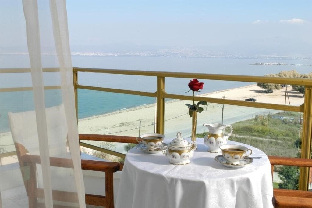 Апартаменты Santa Beach Hotel 4*