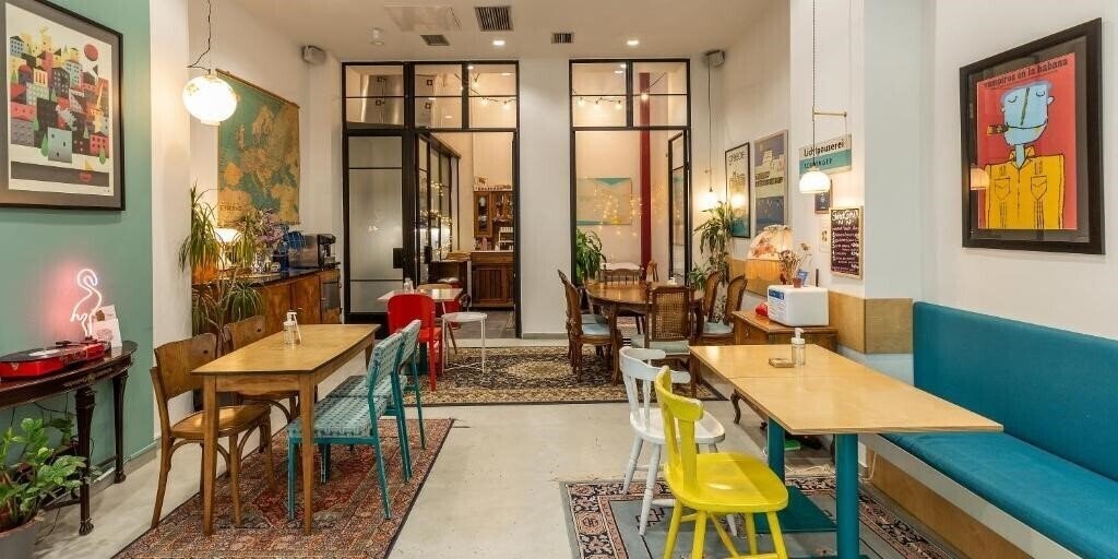 Панорама The Caravan 1*