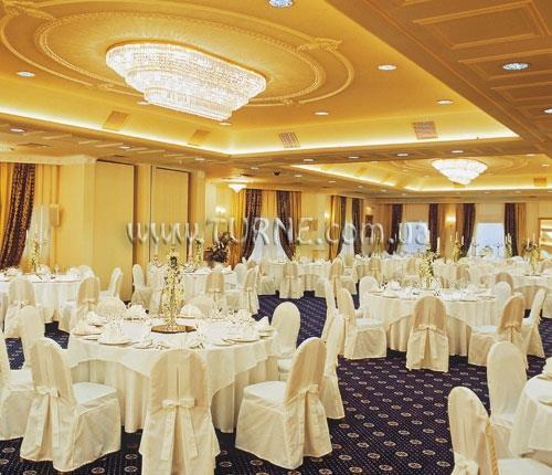 Территория Mediterranean Palace 5*