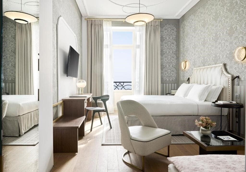 Отель On Residence 5*