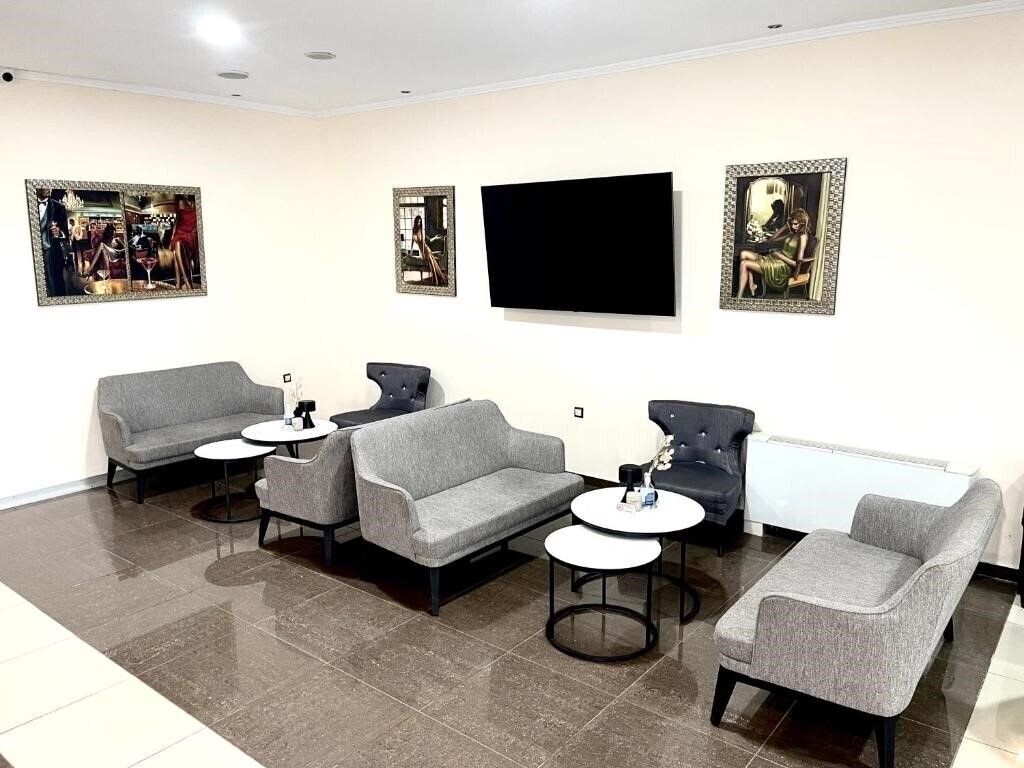 Вид Kornilios Palace Thessaloniki 4*