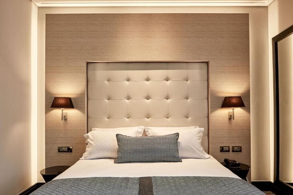 Панорама Antigon Urban Chic 5*