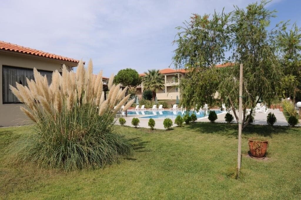 Вид Kalives Resort 3*