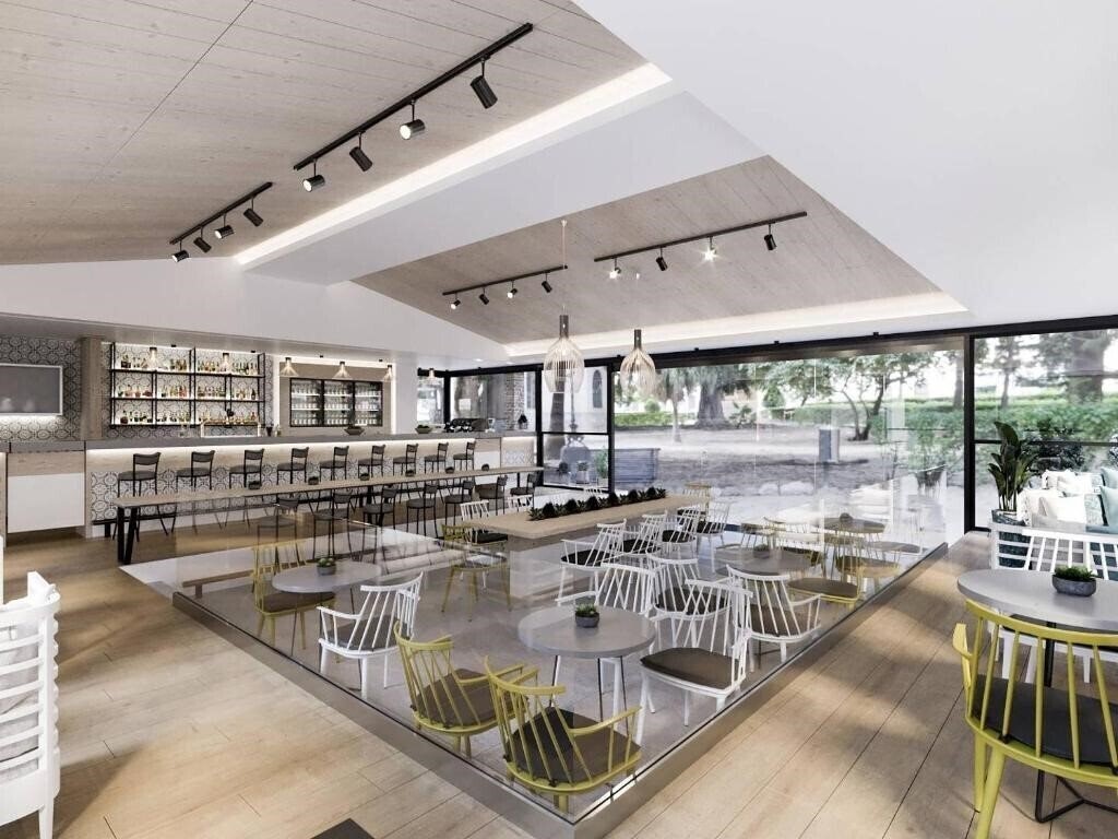 Панорама Porfi Beach 3*