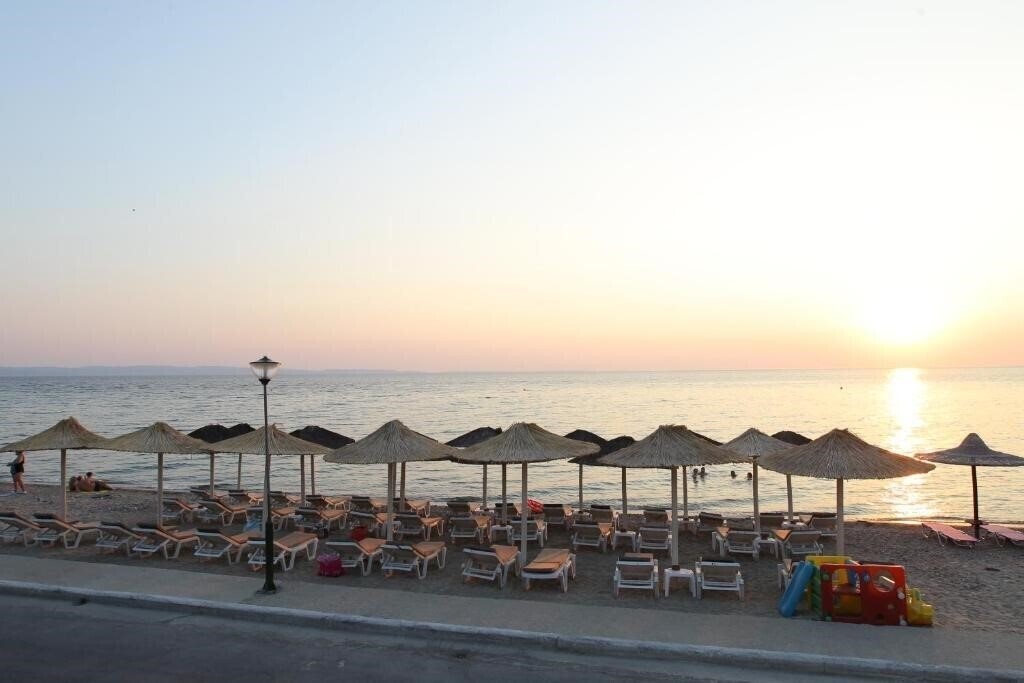 Апартаменти Meliton Inn 3*