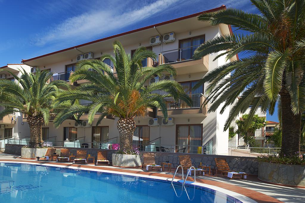 Апартаменты Simeon Hotel 3*