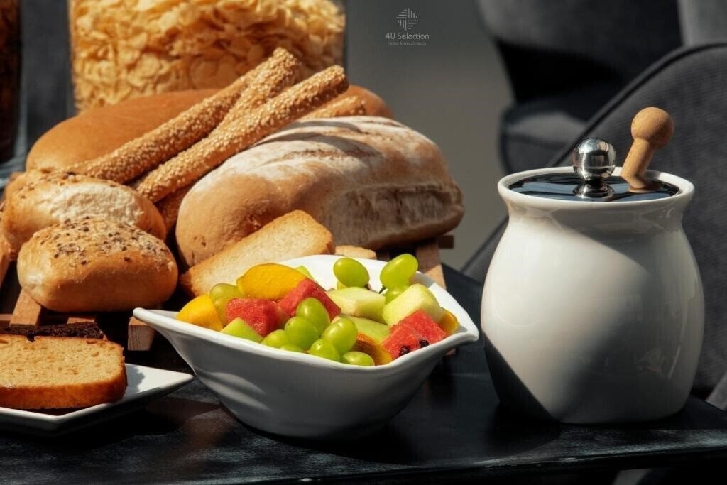 Апартаменты 4 You Apartments Hotel 3*