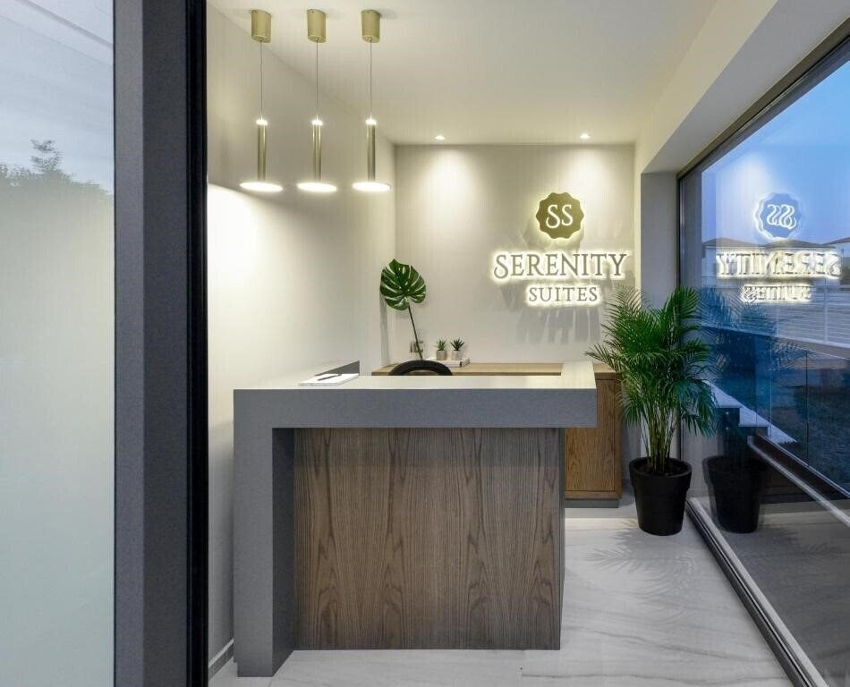 Панорама Serenity Suites 4*