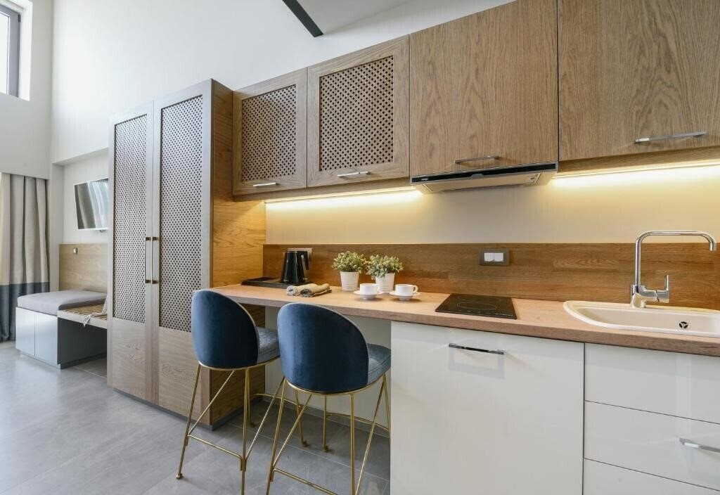 Изображение Serenity Suites 4*