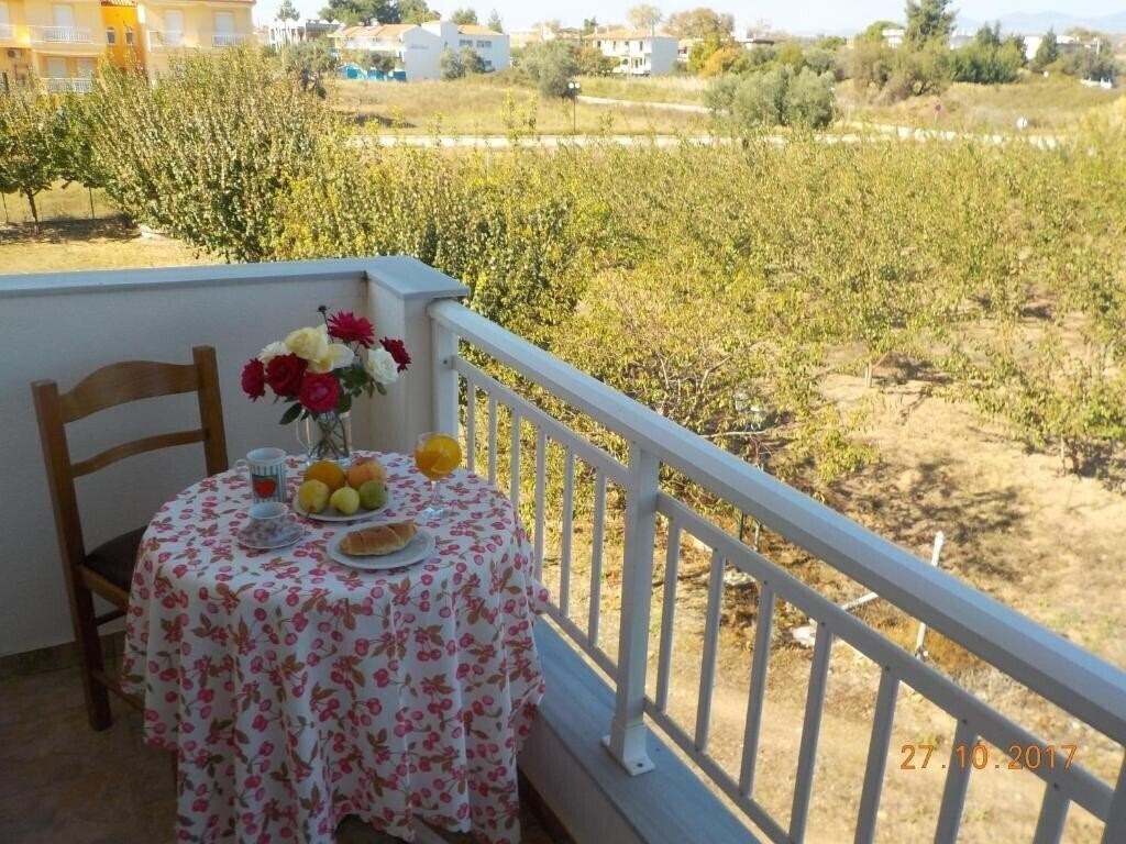 Панорама Estelle Hotel 2*