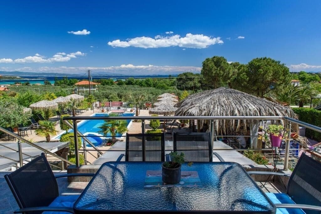 Территория Simon King 4*