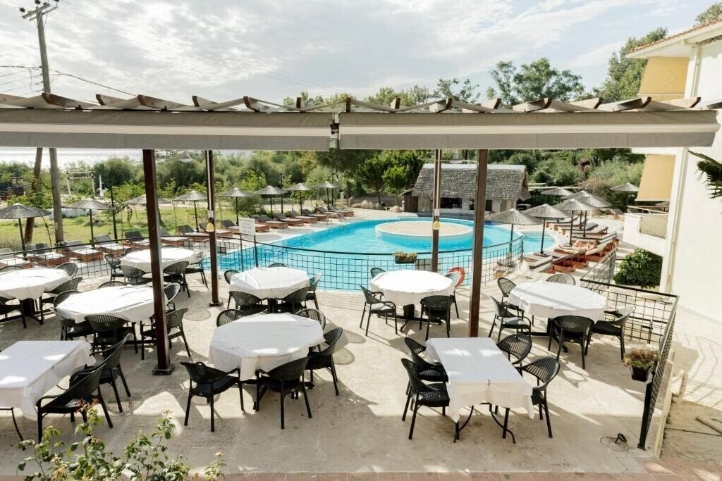 Фотографія Makednos 3*