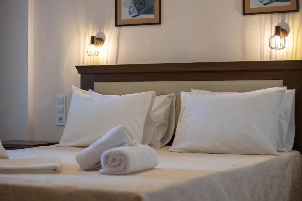 Панорама Stefani Hotel 3*