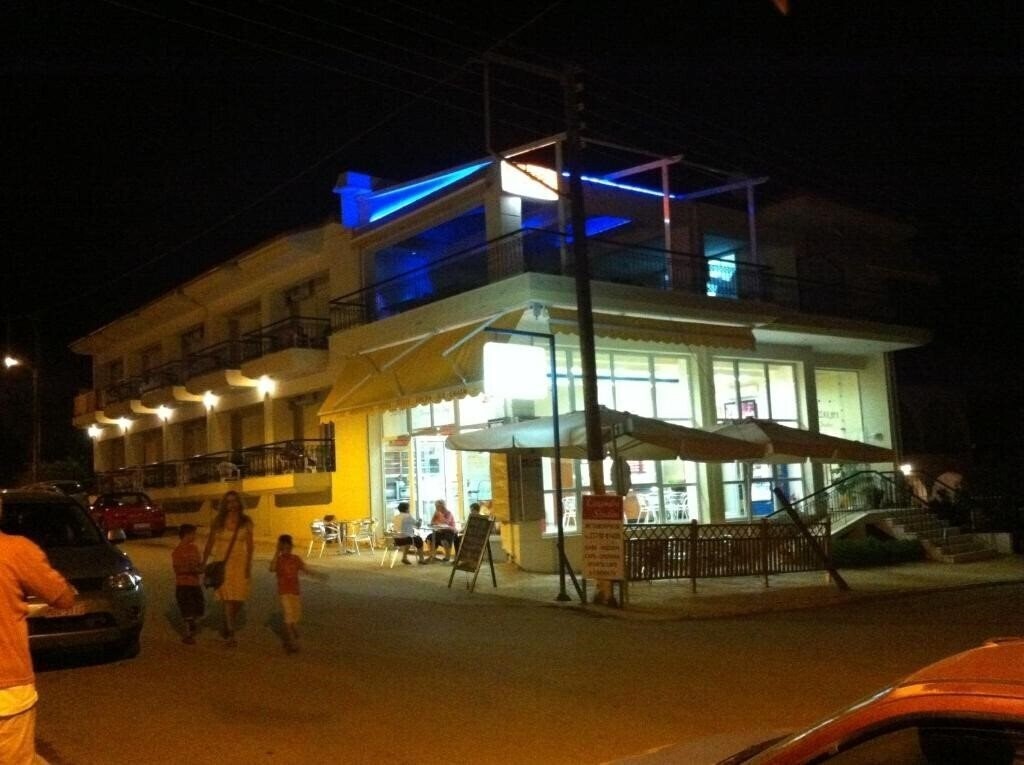 Территория Loxandra Studios 3*