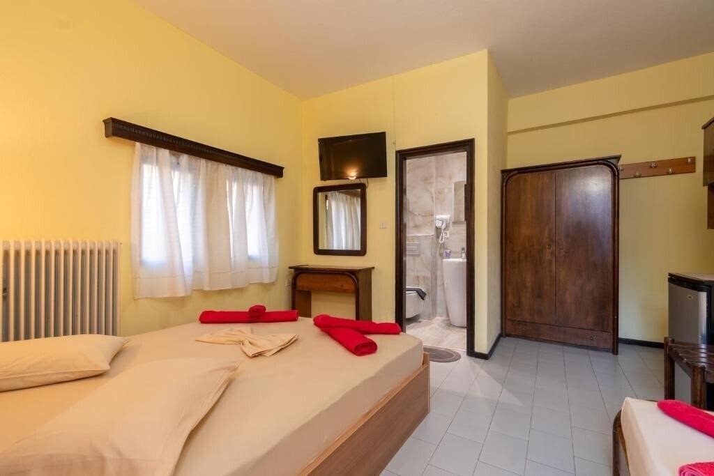 Вид Petunia Hotel 2*