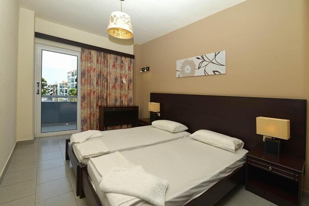 Апартаменти Ialysos City Hotel 3*