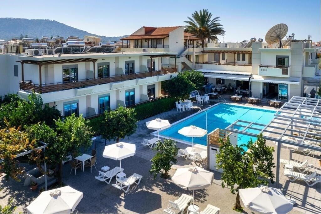 Територія Ilyssion Holidays Apartments & Studios 3*