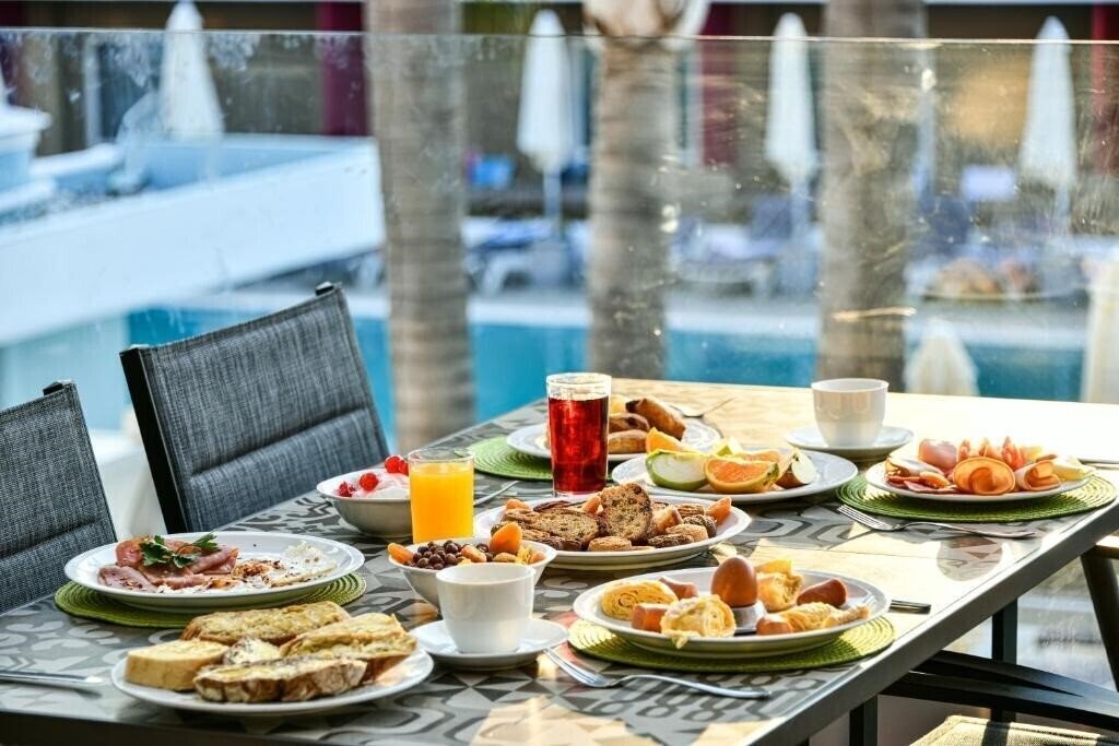 Панорама The Residence - Adults Only 4*