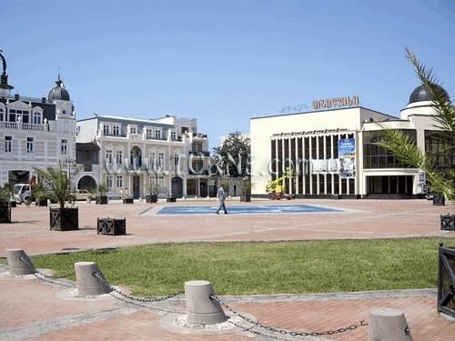 Готель Luka Guesthouse 3*