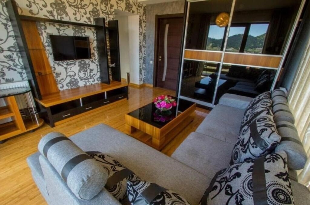 Территория Red House 4*