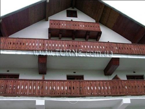 Територія White House 2*