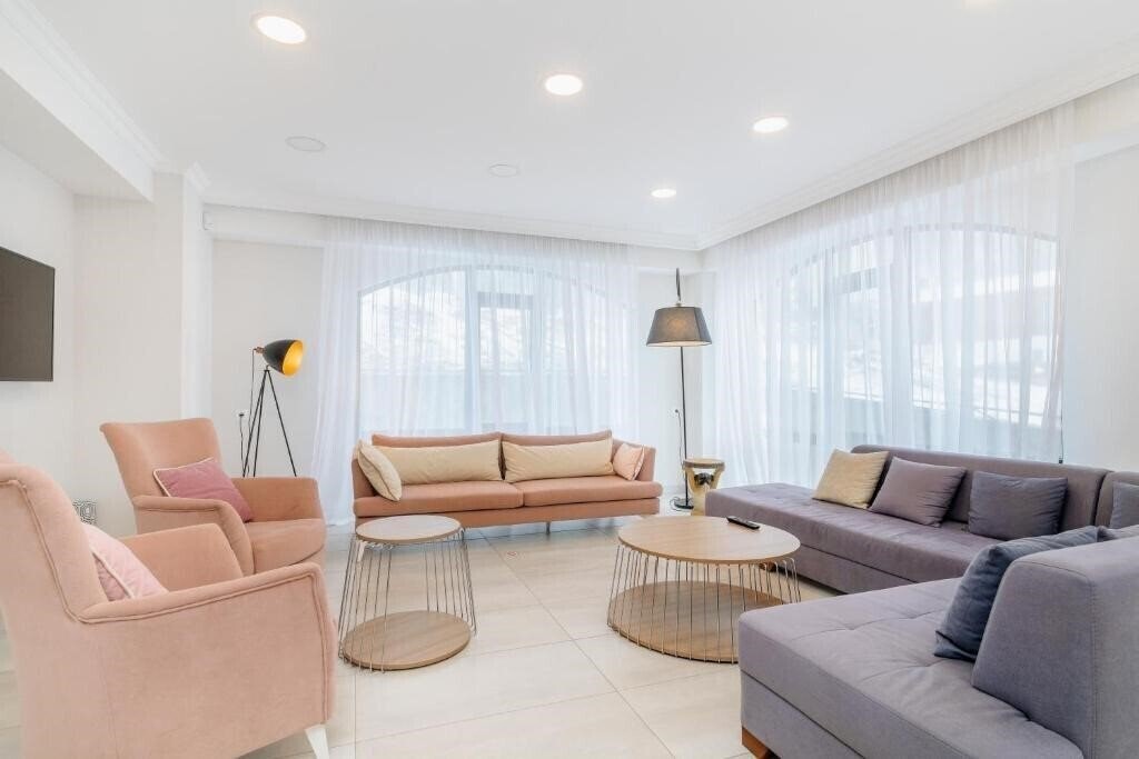 Территория Kokhta Plaza 4*