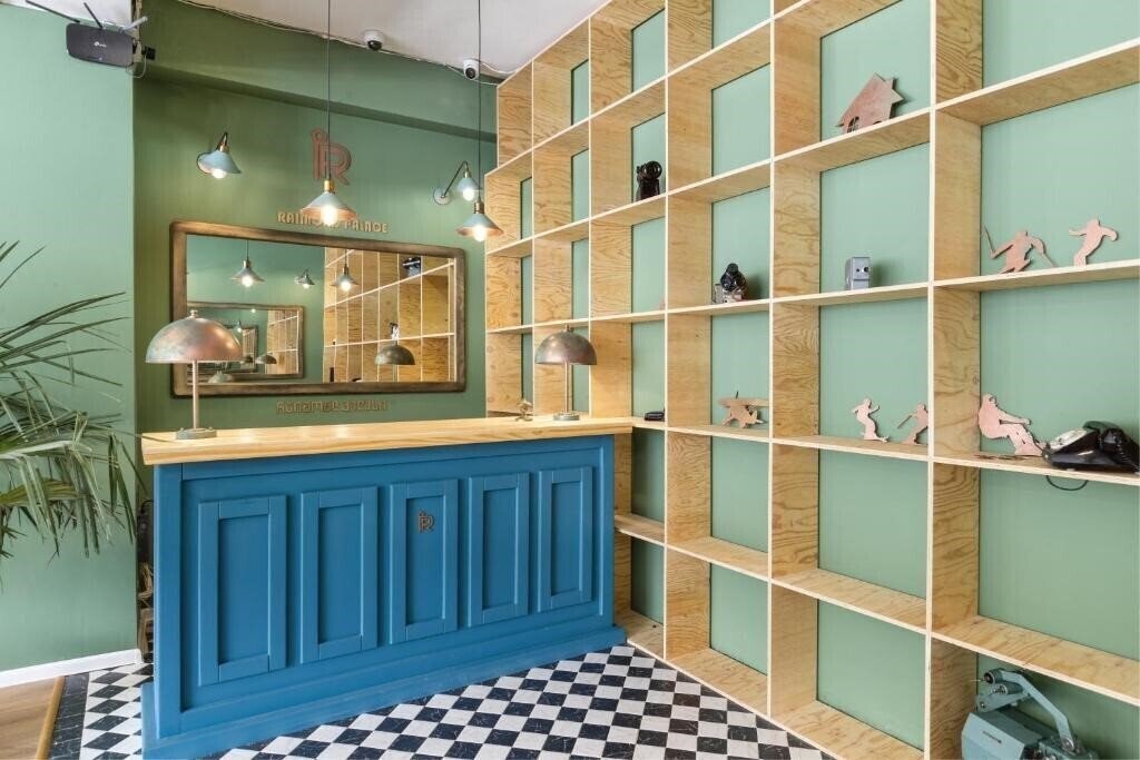 Панорама Raimond Palace Hotel 4*