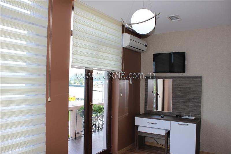 Вид Moni Hotel 3*