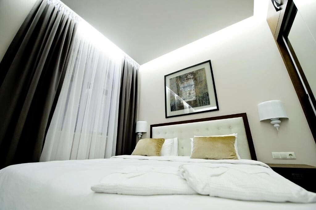 Територія Golden Palace Batumi Hotel & Casino 4*