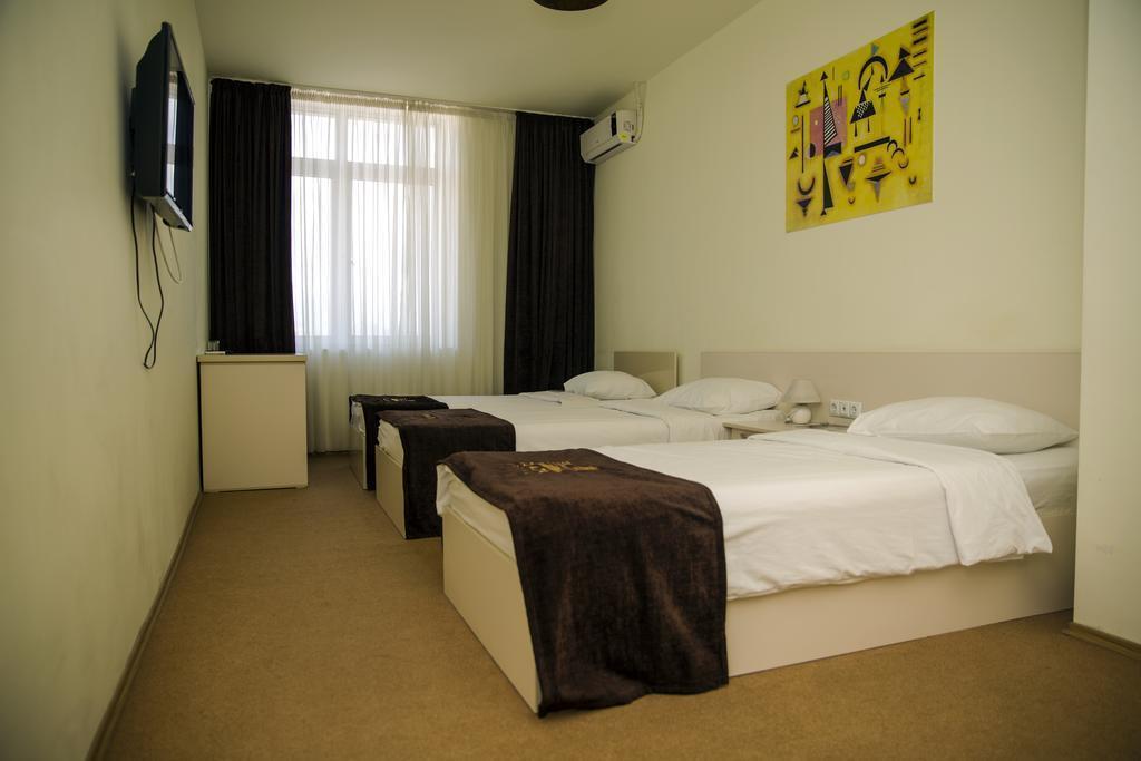 Апартаменты Plaza 3*