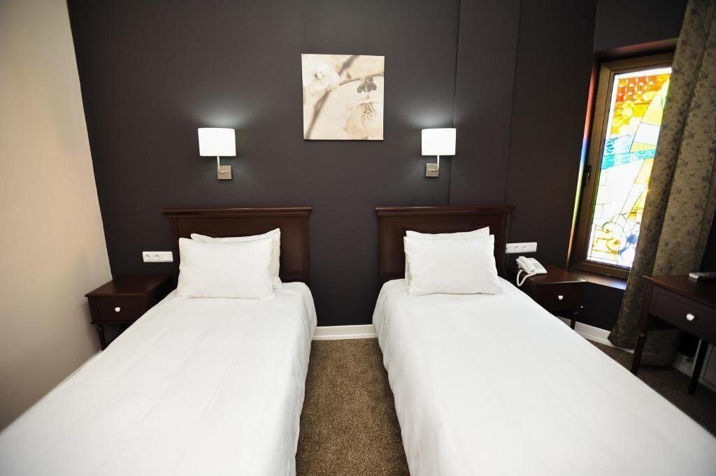 Территория Piazza Inn 3*