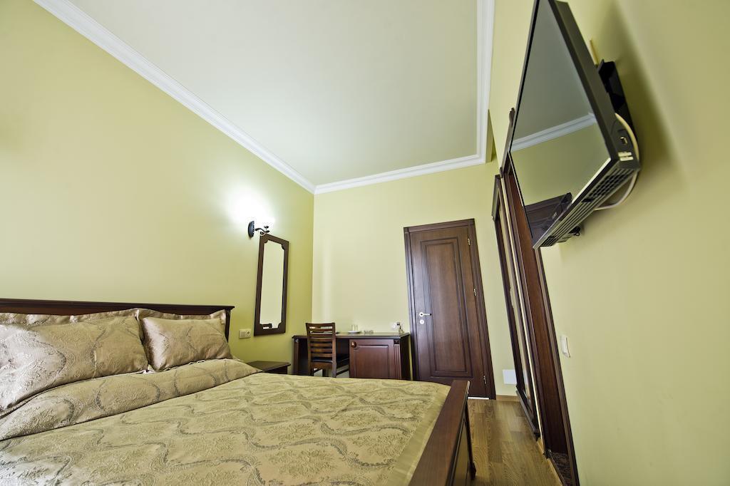 Картинка Eiffel Hotel Batumi 3*