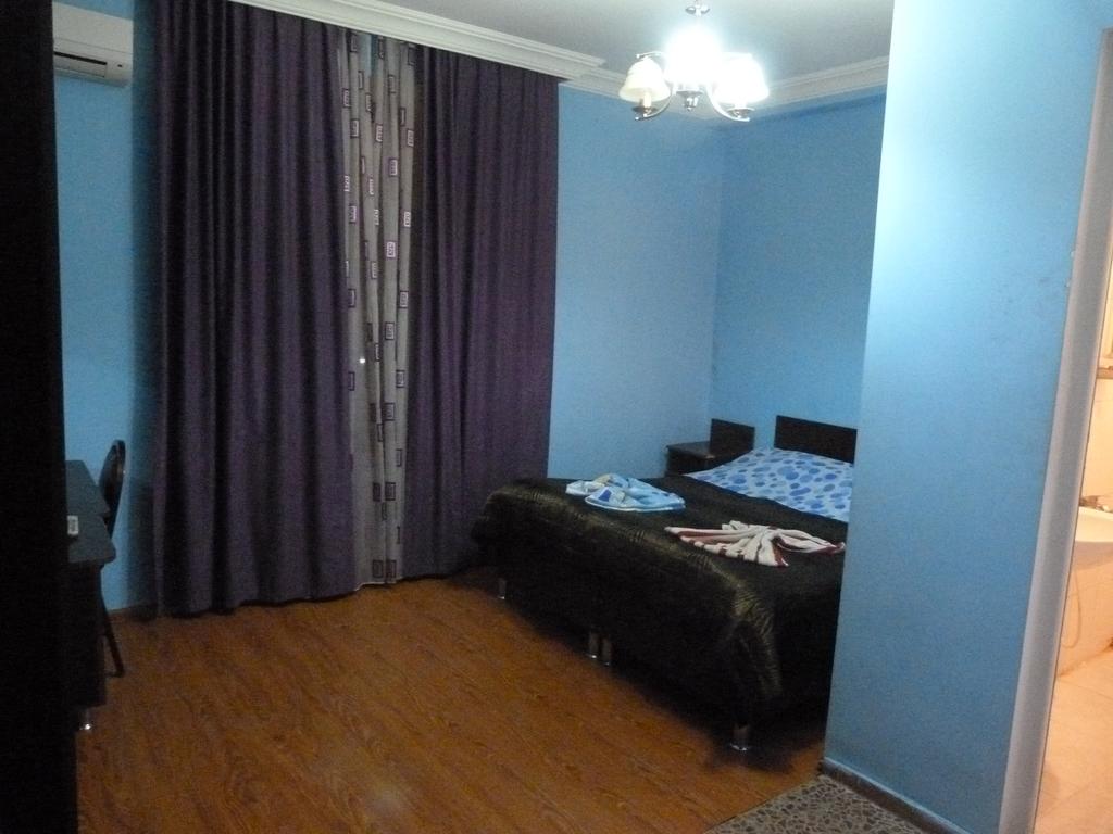 Вид Lux Hotel Guest House 2*