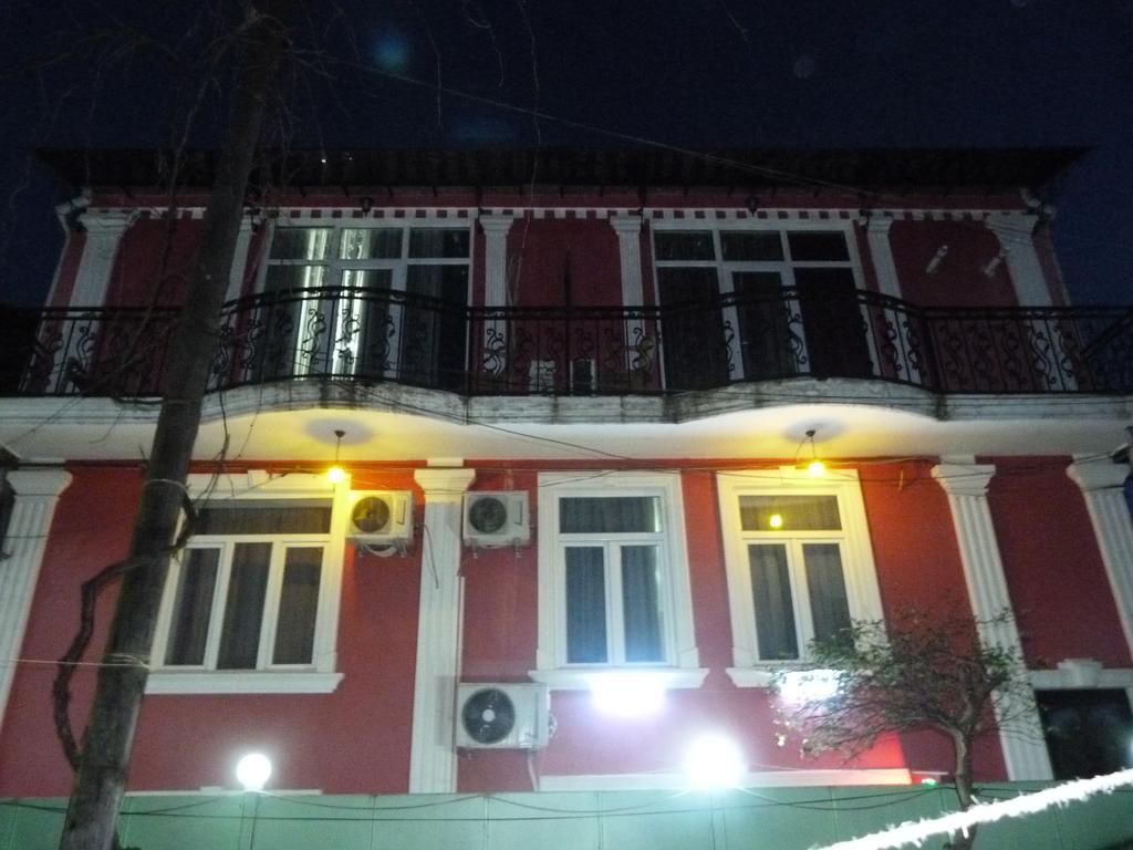 Территория Lux Hotel Guest House 2*